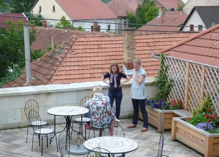 Erzsebet Pince شقة *